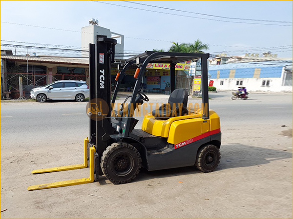 Xe nâng dầu TCM FD20T3