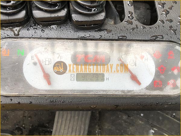 Xe nâng dầu TCM FD25T3