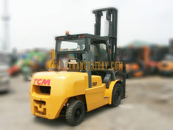 Xe nâng dầu TCM FD50T9