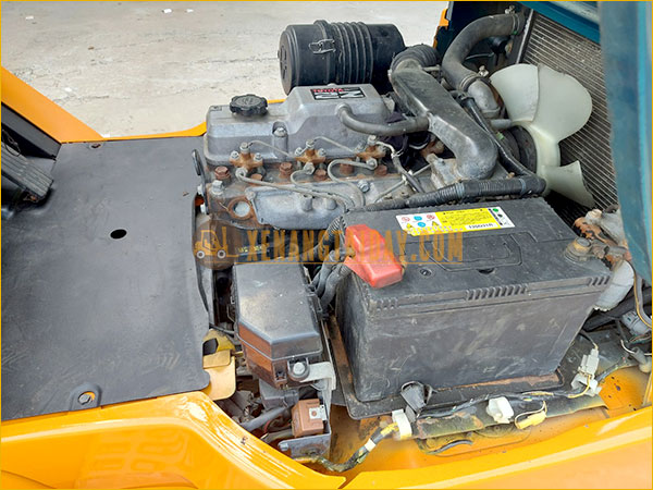 Xe nâng dầu TOYOTA 02-7FD25