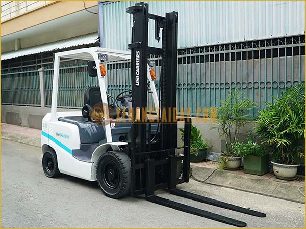 Xe nâng dầu UNICARRIERS FD25T4