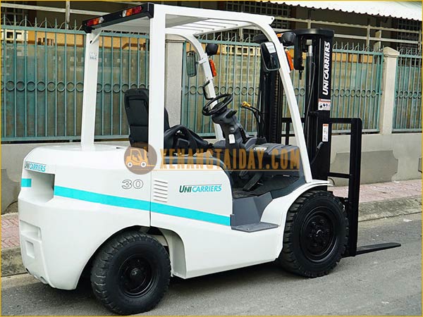 Xe nâng dầu UNICARRIERS FD30T4
