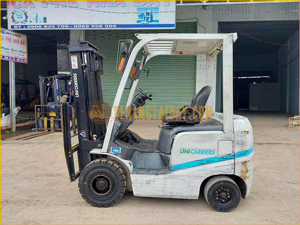 Xe Nâng Dầu UNICARRIERS FHD18T3Z