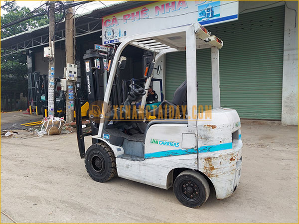 Xe Nâng Dầu UNICARRIERS FHD18T3Z