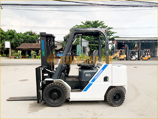 Xe Nâng Dầu UNICARRIERS FHD20T5