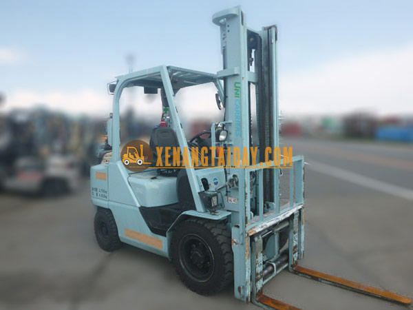 Xe Nâng Dầu UNICARRIERS FHD30T5