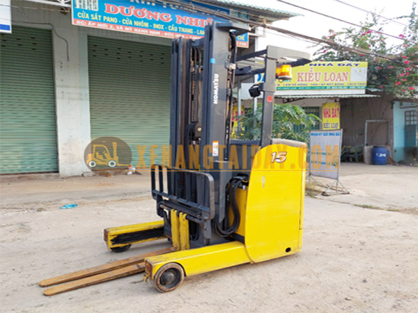 Xe nâng điện đứng lái Komatsu FB15RL-15