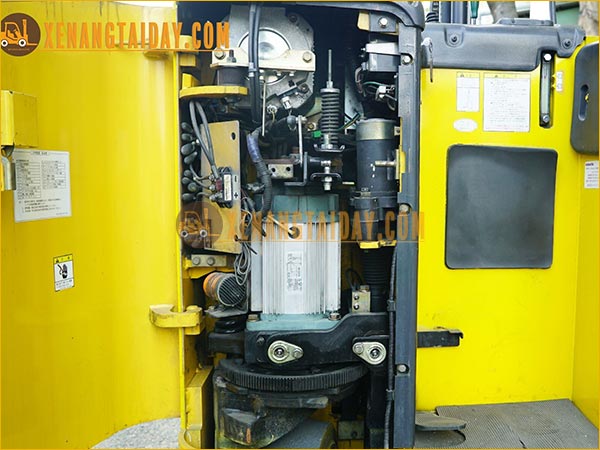 Xe nâng điện đứng lái KOMATSU FB09RS-14