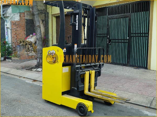 Xe nâng điện đứng lái KOMATSU FB09RS-14