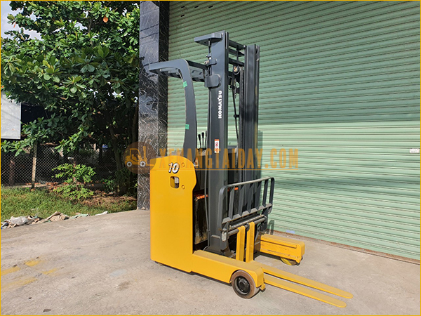 Xe nâng điện ngồi lái Komatsu FB10RL-14