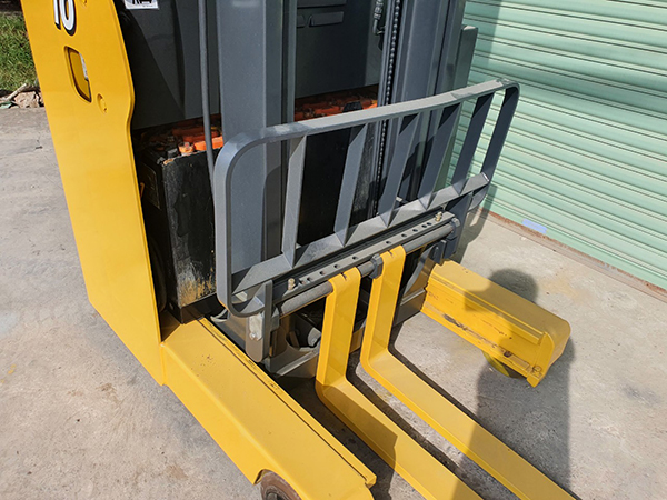 Xe nâng điện đứng lái Komatsu FB10RL-14