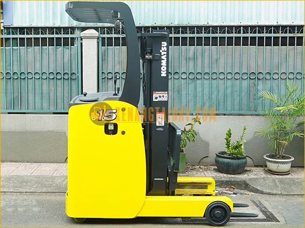 Xe nâng điện đứng lái KOMATSU FB15RL-14