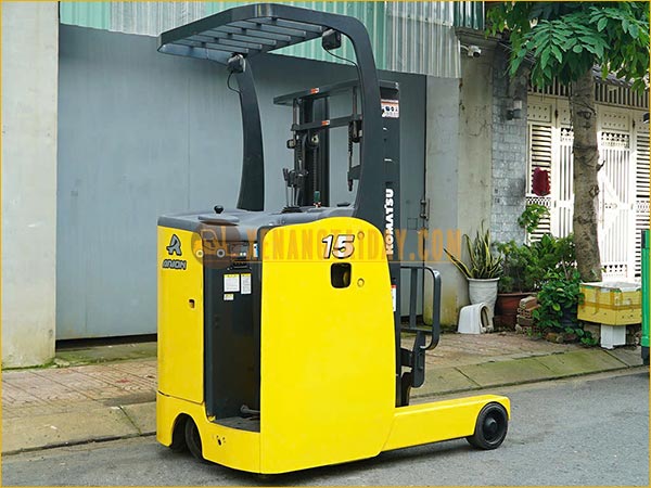 Xe nâng điện đứng lái KOMATSU FB15RL-14