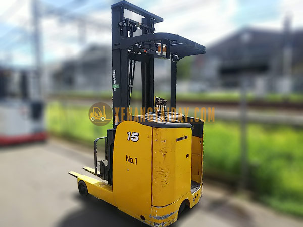 Xe nâng điện đứng lái Komatsu FB15RL-15