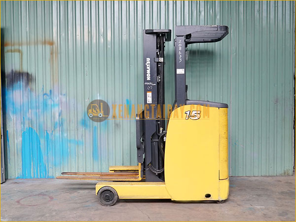 Xe nâng điện đứng lái KOMATSU FB15RL-15