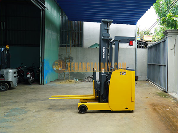 Xe Nâng Điện Đứng Lái KOMATSU FB15RL-15