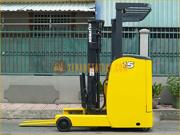 Xe nâng điện đứng lái KOMATSU FB15RL-15