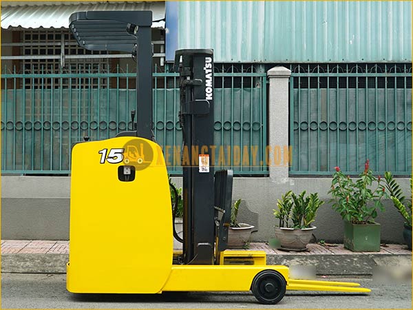 Xe nâng điện đứng lái Komatsu FB15RL-15