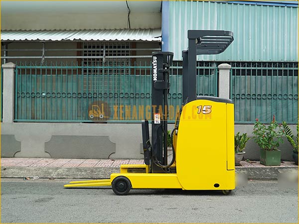 Xe nâng điện đứng lái KOMATSU FB15RL-15