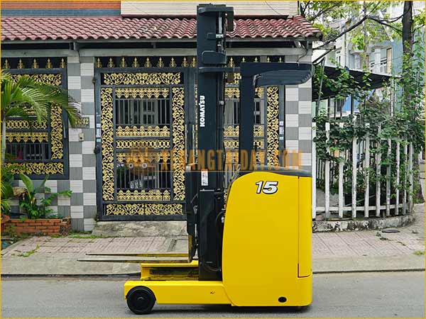 Xe nâng điện đứng lái KOMATSU FB15RL-15
