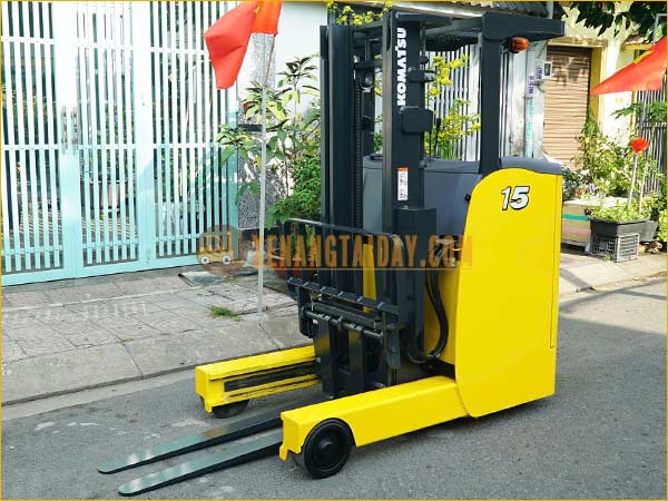 Xe nâng điện đứng lái KOMATSU FB15RP-15