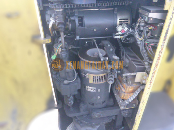 Xe nâng điện đứng lái Komatsu FB15RS-10