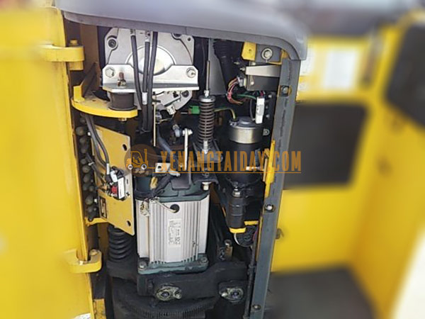 Xe nâng điện đứng lái Komatsu FB15RW-14