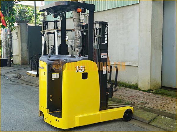 Xe nâng điện đứng lái KOMATSU FB15RW-15