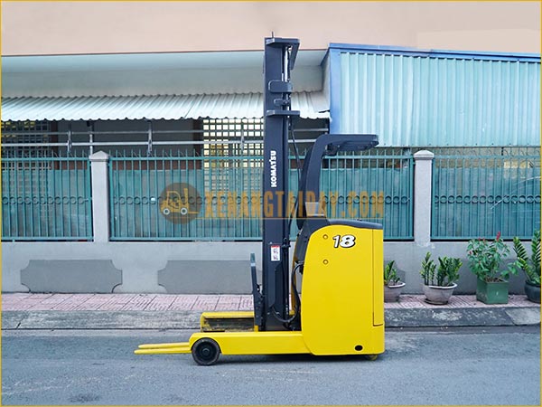 Xe nâng điện đứng lái Komatsu FB18RL-14