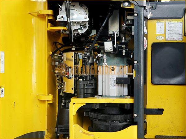 Xe nâng điện đứng lái KOMATSU FB18RL-14