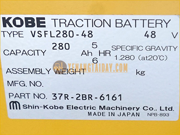 Xe nâng điện đứng lái KOMATSU FB18RL-14