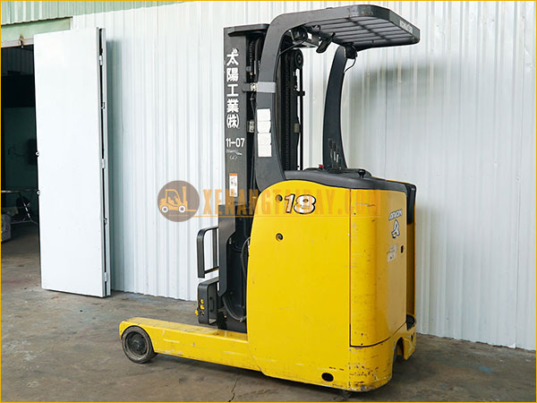 Xe nâng điện đứng lái KOMATSU FB18RL-14