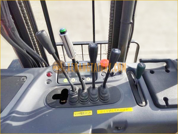 Xe nâng điện đứng lái Komatsu FB18RL-15