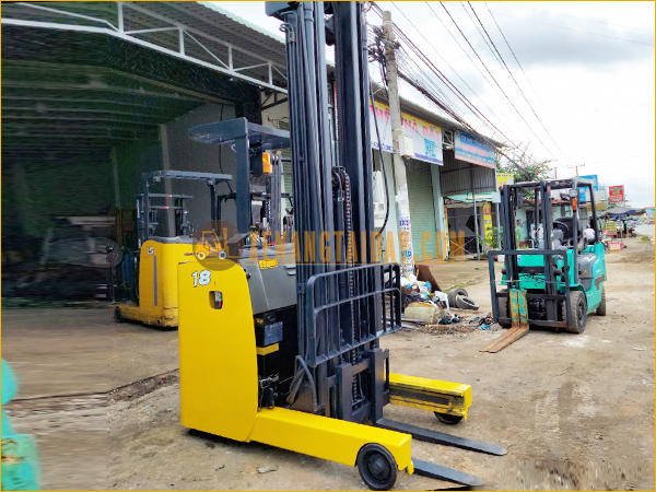 Xe nâng điện đứng lái Komatsu FB18RL-15