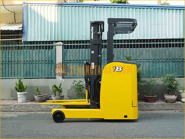 Xe nâng điện đứng lái KOMATSU FB18RL-15