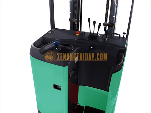 Xe nâng điện đứng lái MITSUBISHI Mới 1 - 3 tấn