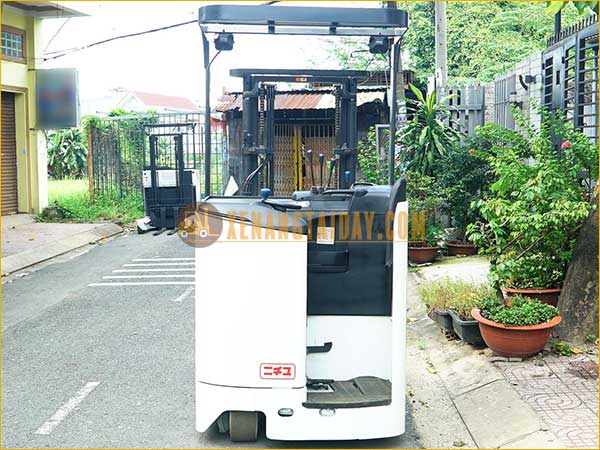 Xe nâng điện đứng lái NICHIYU FBRM15-80-300
