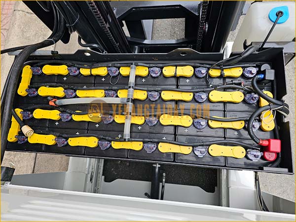 Xe nâng điện đứng lái NICHIYU FBRM15-85-450