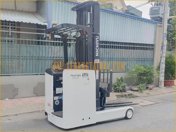 Xe nâng điện đứng lái NICHIYU FBRM25-80-450SF gắn pin lithum 48V - 340Ah PKGFF48340