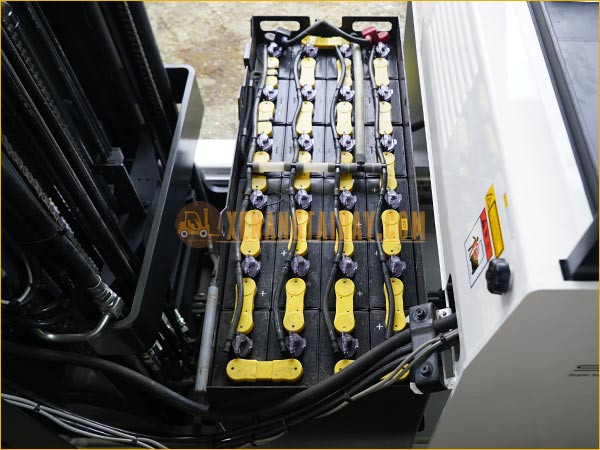 Xe nâng điện đứng lái NICHIYU FBRMW15-80B-530MCS