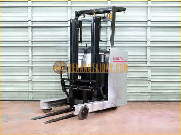 Xe nâng điện đứng lái Nissan U01F15