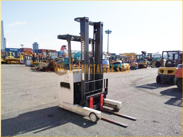 Xe nâng điện đứng lái NYK FBRMW15-80-600M