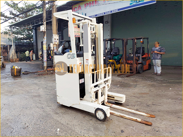 Xe nâng điện đứng lái Sumitomo 61 - FBR09NE