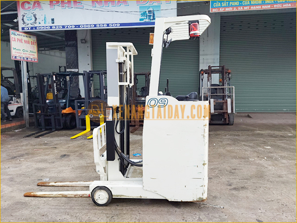 Xe nâng điện đứng lái Sumitomo 61 - FBR09NE