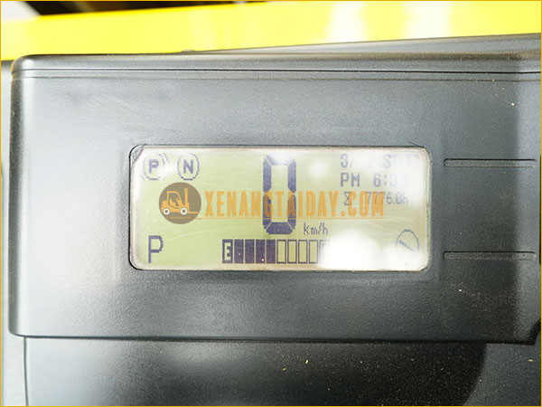 Xe nâng điện đứng lái TCM FBR15-8