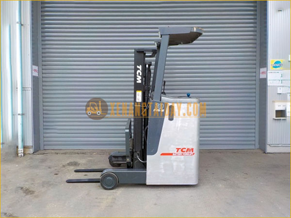 Xe nâng điện đứng lái TCM FR10-7