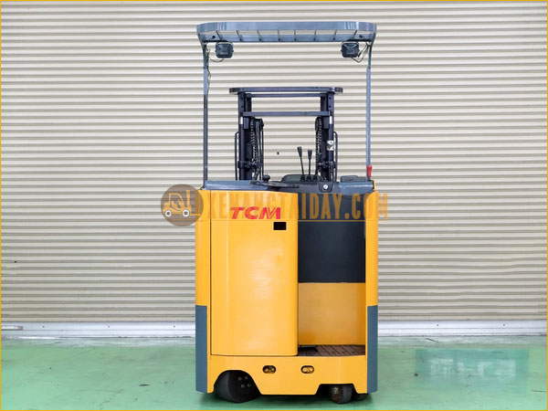 Xe nâng điện đứng lái TCM FBR15-16