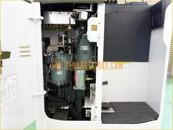 Xe nâng điện đứng lái Unicarriers FRHB15-8A