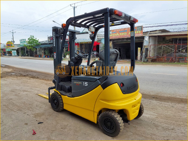 Xe nâng điện ngồi lái KOMATSU FB15-12