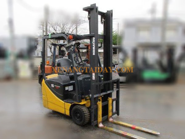Xe nâng điện ngồi lái ba bánh KOMATSU FB15M-12
